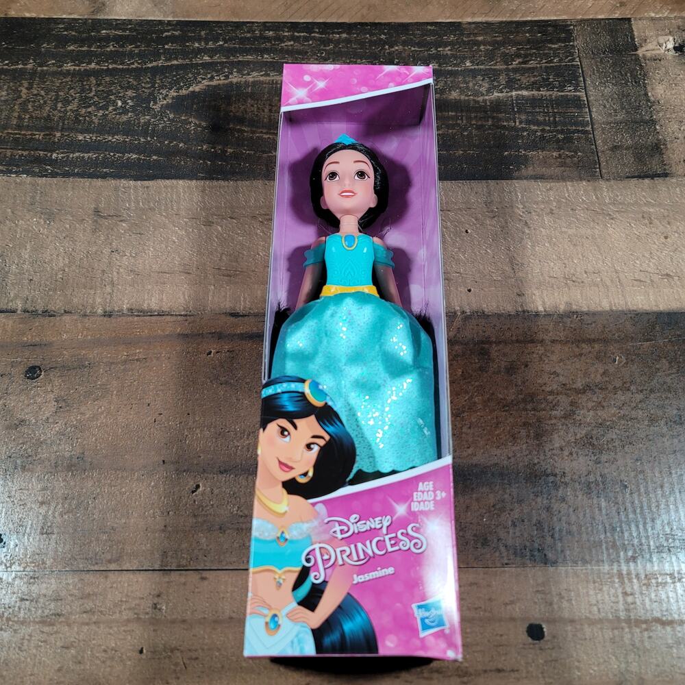 Hasbro/ Disney Princess Jasmine W/Tiara & Skirt 11" Doll  New in Sealed Box 2017